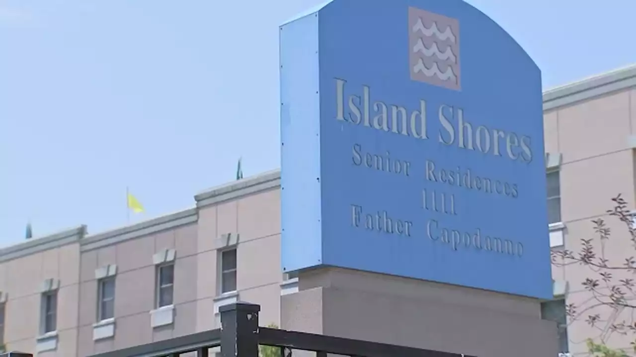 Staten Island residents speak up about transforming former nursing home into migrant shelter