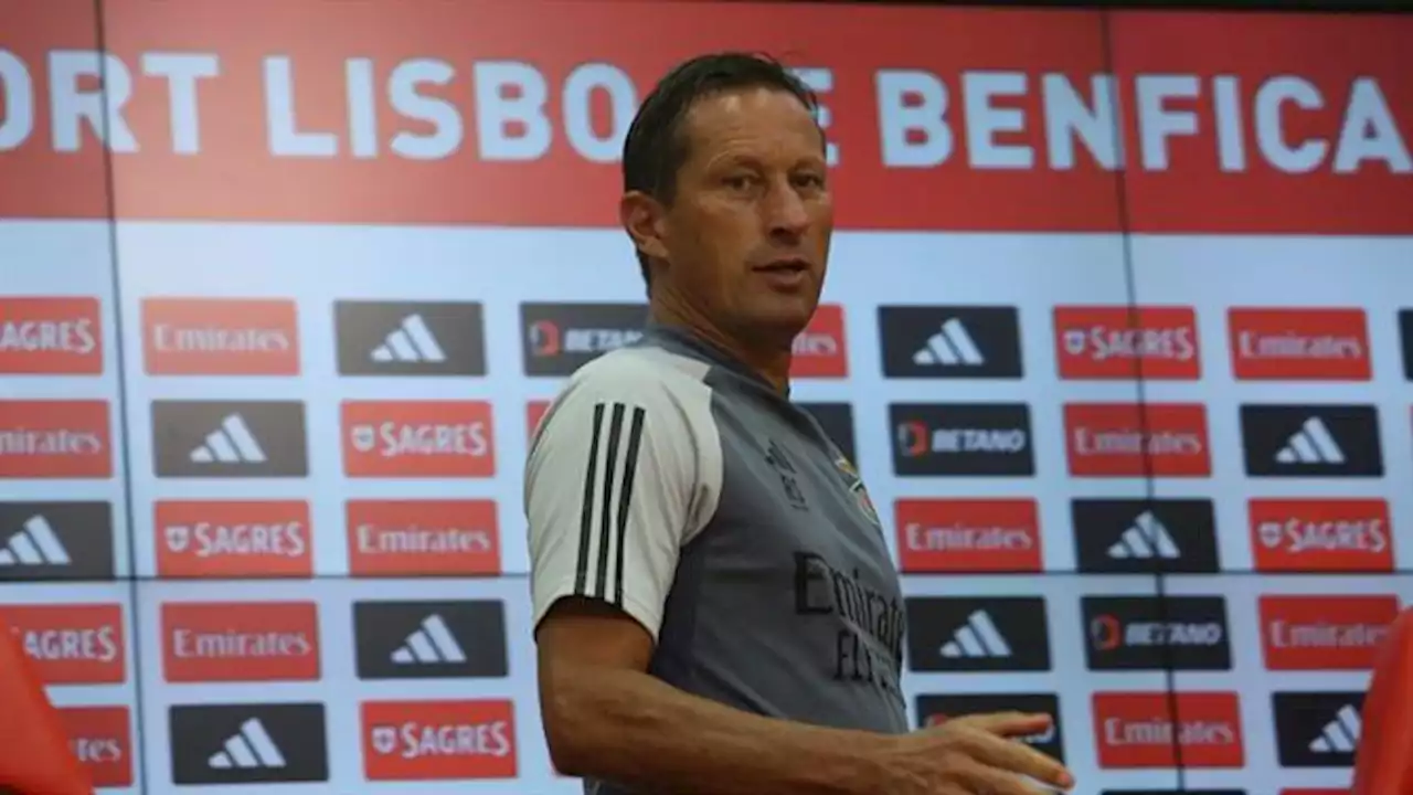 Roger Schmidt sem «pressão» para estrear Trubin e Arthur Cabral (Benfica)