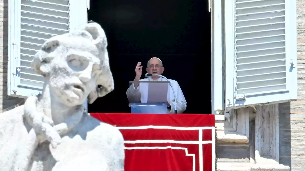 Morts de migrants en Méditerranée: le pape dénonce 'une plaie ouverte dans notre humanité'