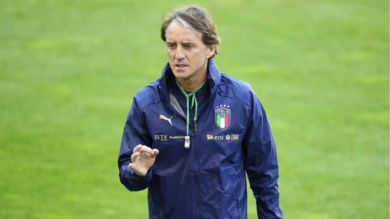 Roberto Mancini announces surprise resignation as Italy coach after up-and-down tenure