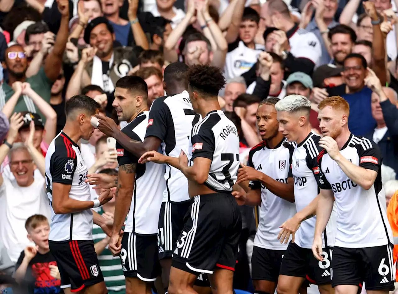 De Cordova-Reid earns Fulham fortunate win at Everton