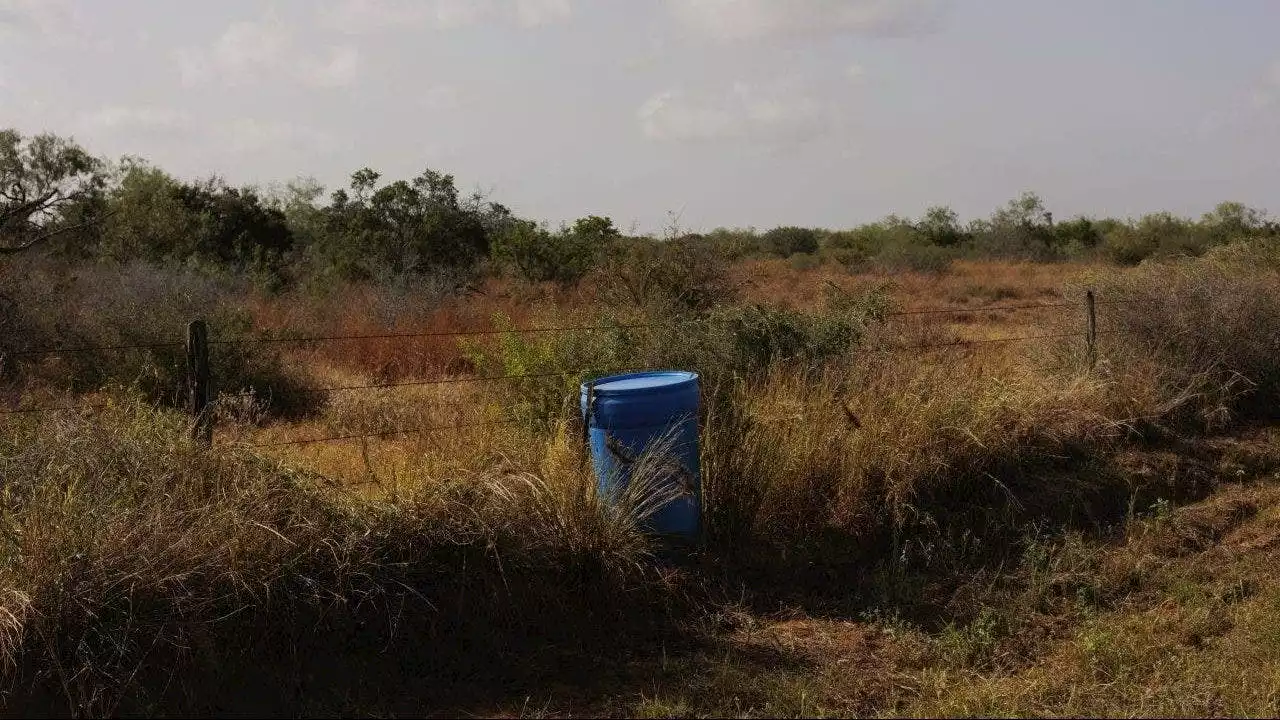 Emergency water barrels for migrants disappear near border amid heat wave: report