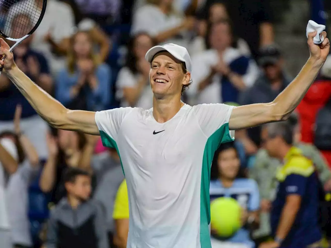 Sinner vola in finale a Toronto: ora in finale trova de Minaur