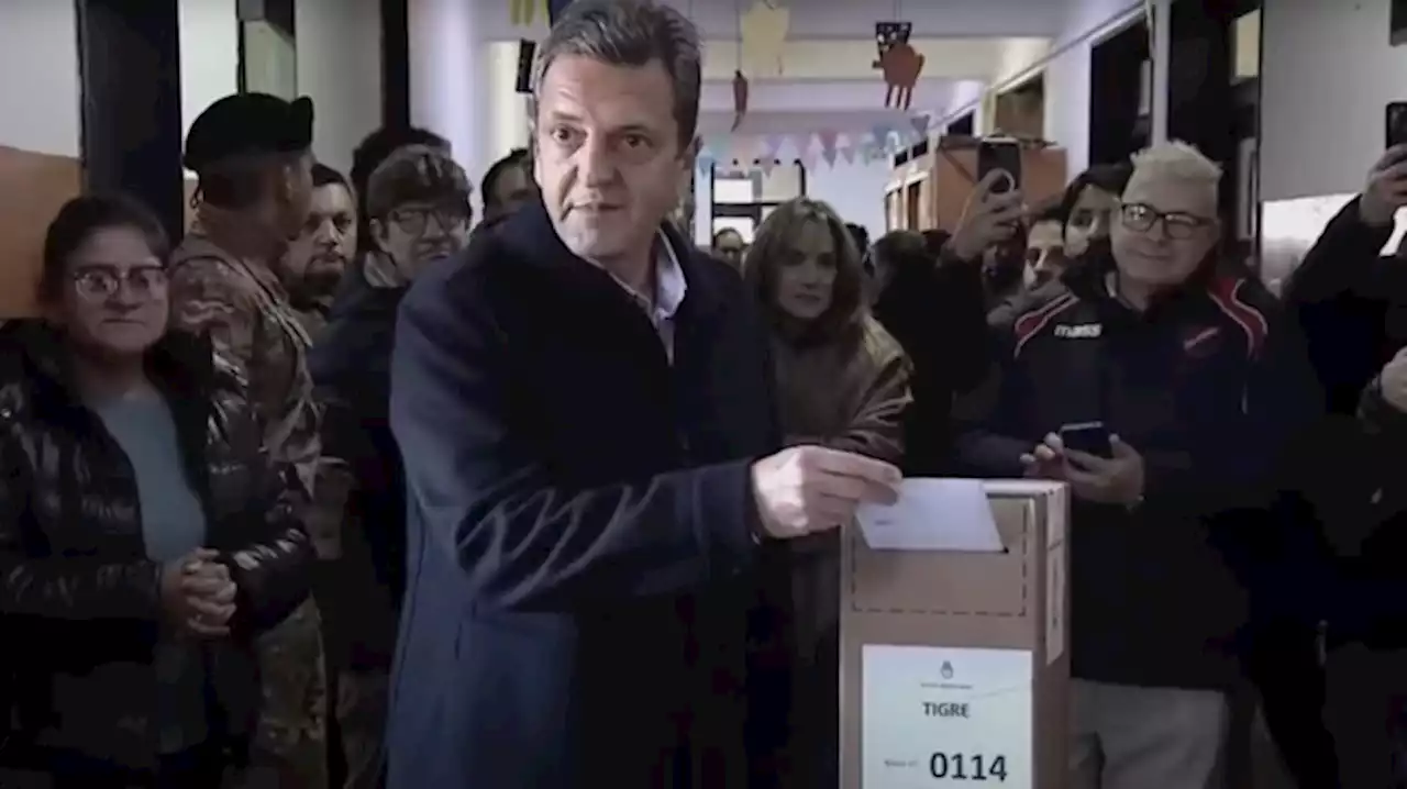 Votó Sergio Massa y llamó a participar de las PASO