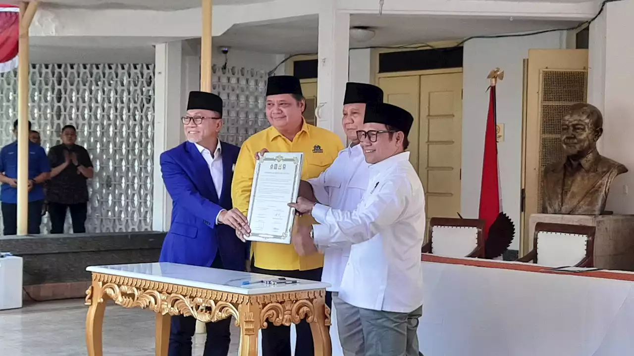 Lihat Ekspresi Zulhas dan Airlangga saat Deklarasikan Dukungan kepada Prabowo