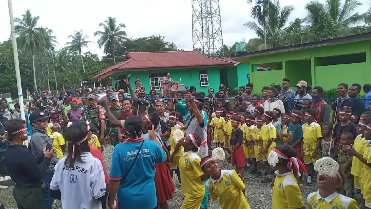 Sambut HUT ke-78 RI, Babinsa Koramil 1710-07/Mapurujaya Gelar Lomba Rakyat