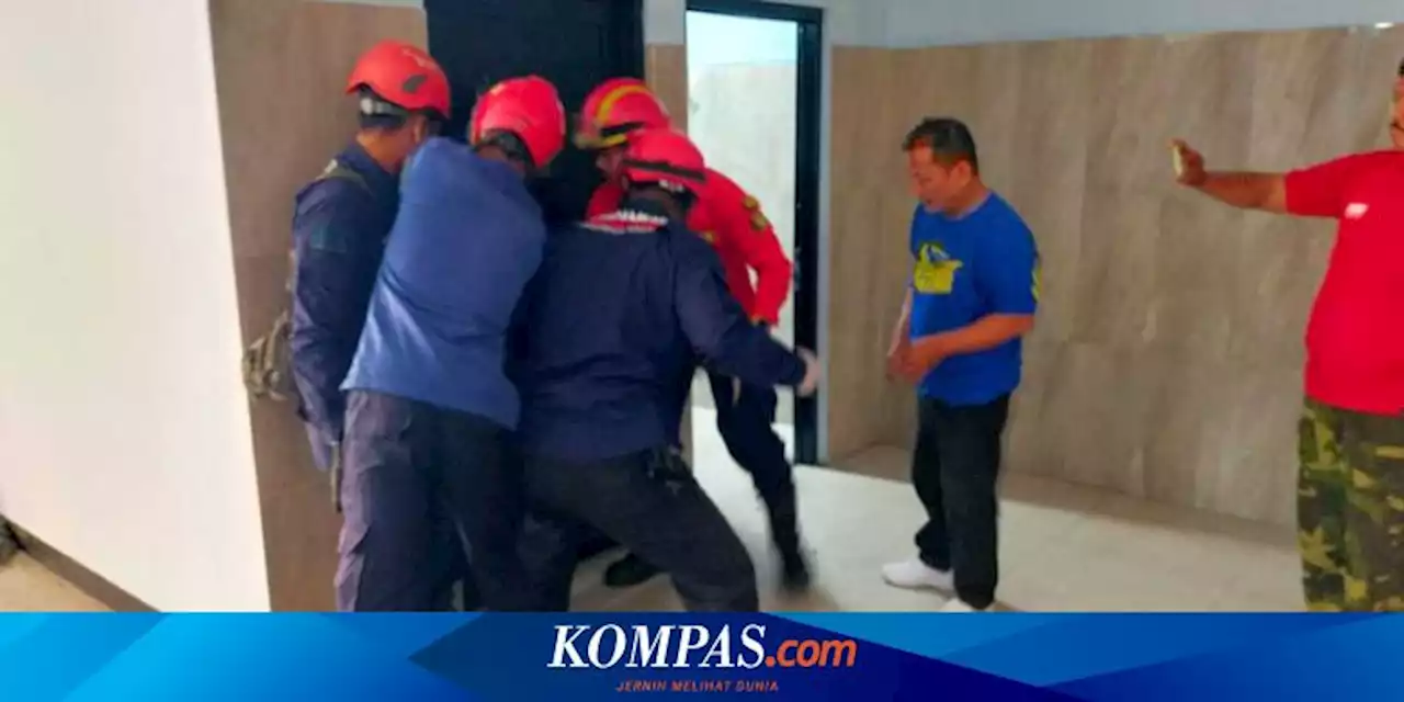 Diduga Depresi, Seorang Pria Dievakuasi Damkar Usai Mengurung Diri di Kamar Mandi Graha Wartawan Bogor