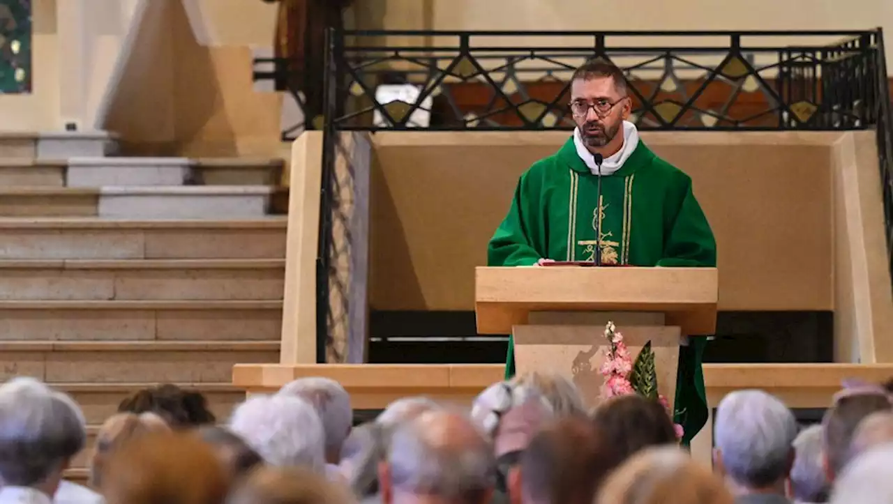 Incendie d'un gîte en Alsace : 'Elle aimait la vie, elle est partie trop tôt'... une messe en hommage à plusieurs victimes du drame