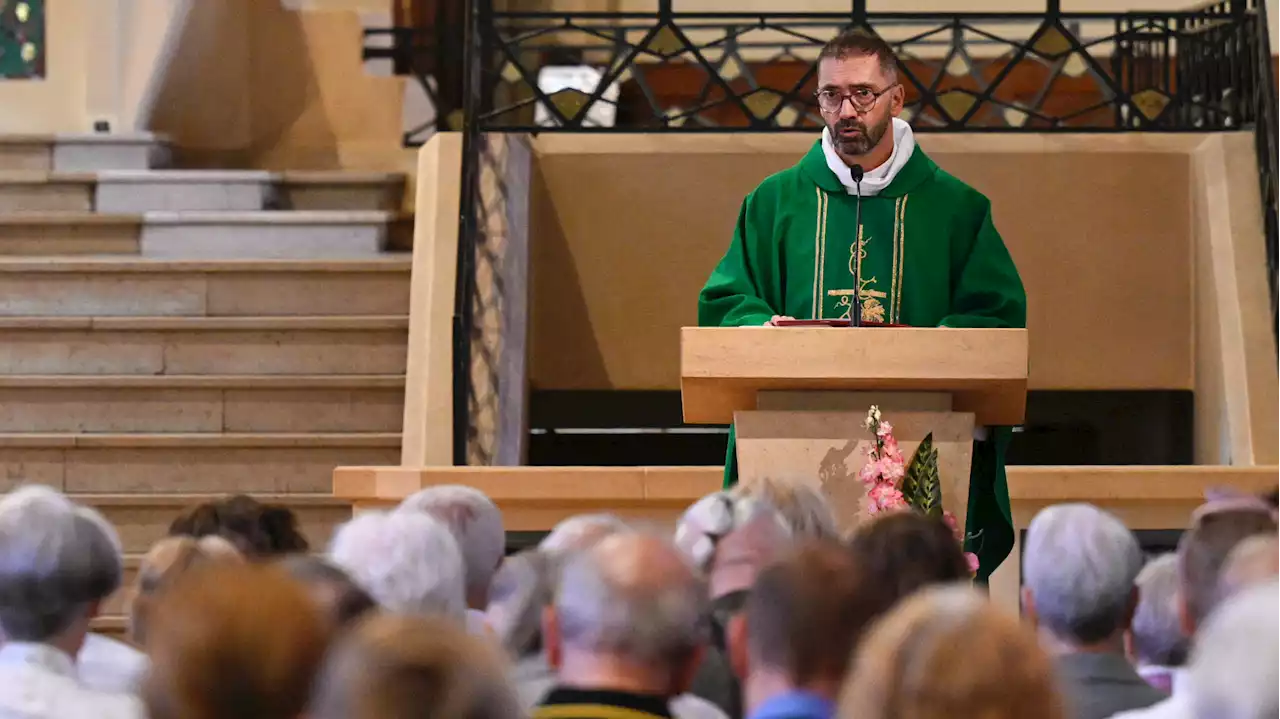 En Moselle, une messe en hommage à des victimes de l’incendie de Wintzenheim