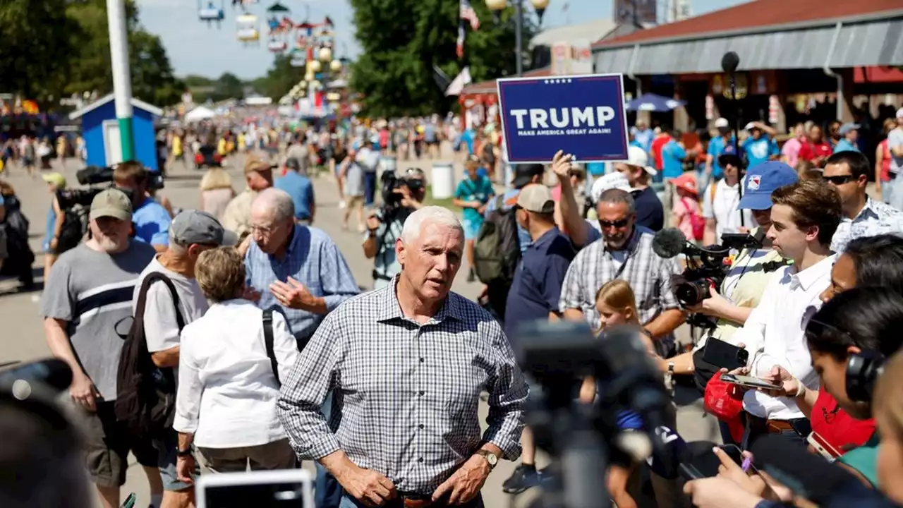 Dans l'Iowa, les candidats de droite tentent d'exister face à Donald Trump