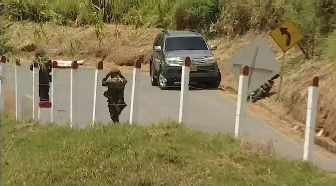 Disidencias de las Farc se atribuyen asesinato de tres policías en Morales, Cauca