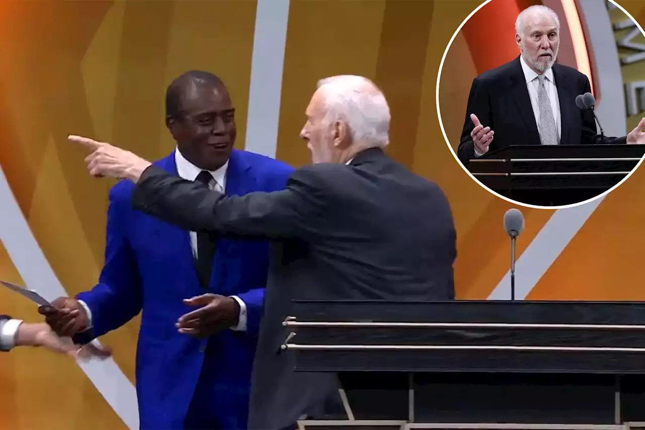 Gregg Popovich waves Ahmad Rashad off the stage after cutting off Hall of Fame speech