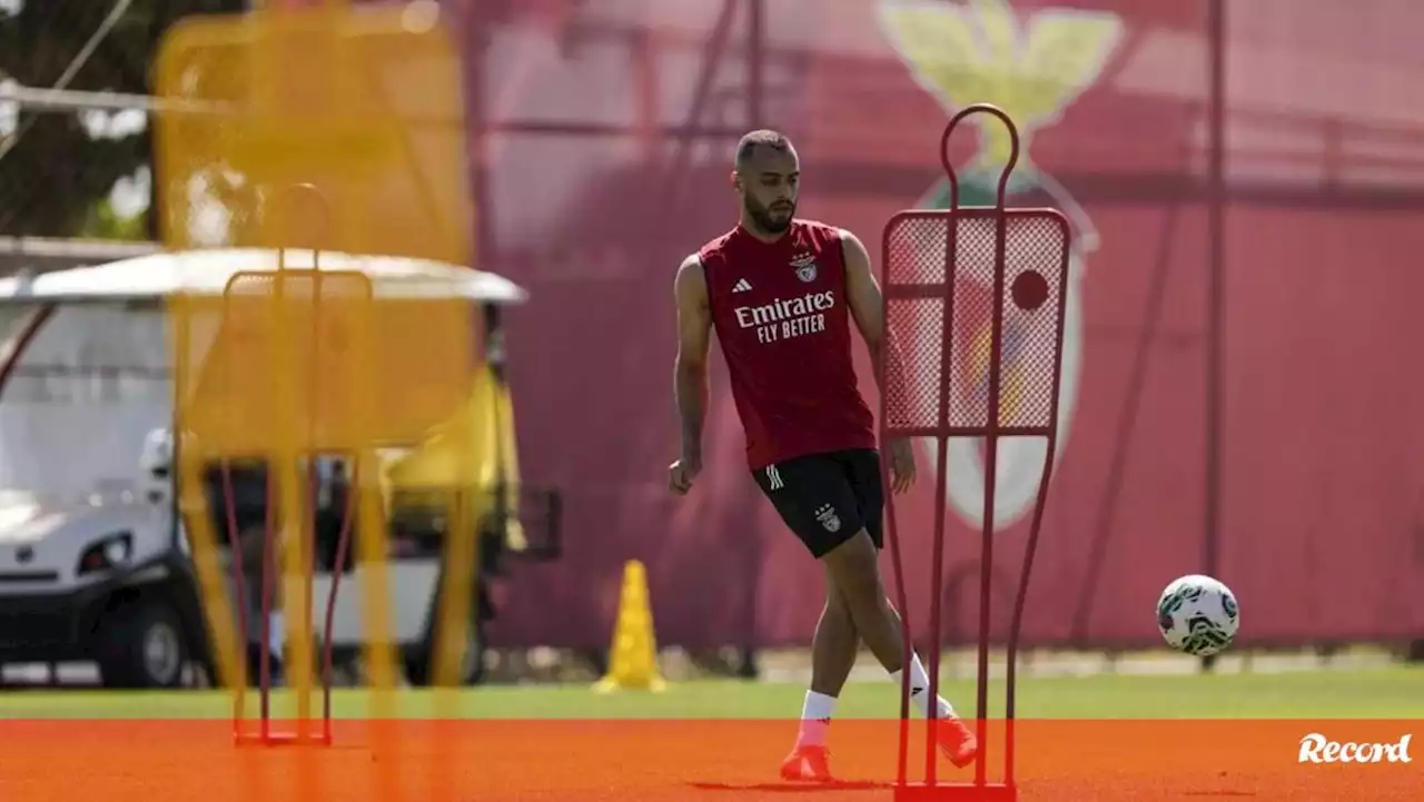 Nuno Gomes aprova Arthur Cabral: «Uma grande contratação do Benfica, vai marcar muitos golos»