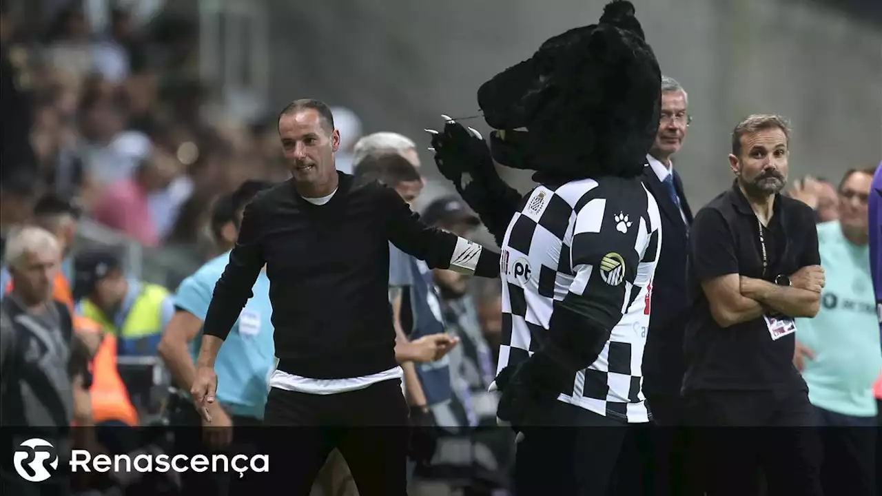 Petit à espera do Benfica da segunda parte da Supertaça - Renascença