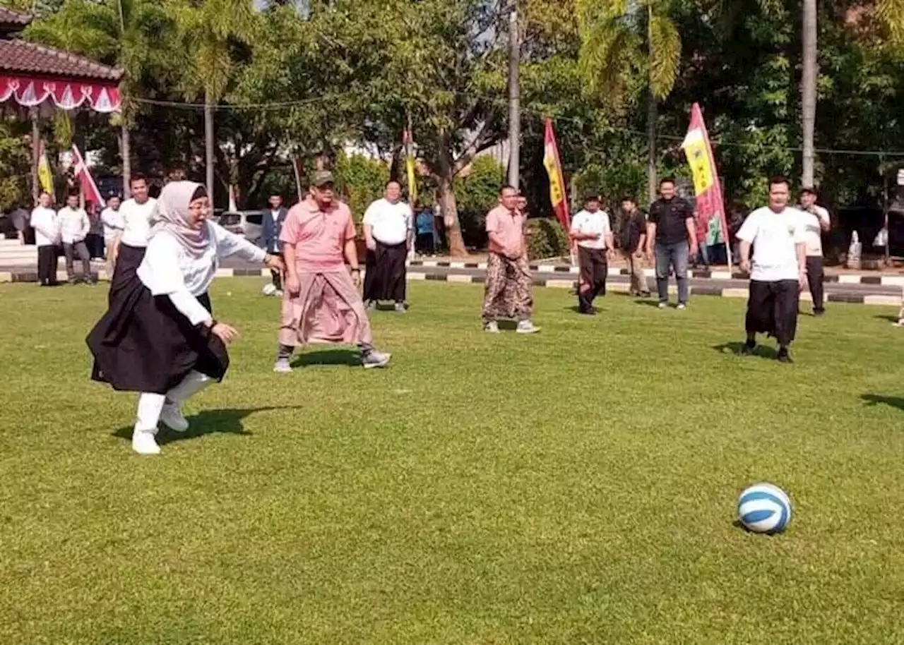 Pemkab Batang Rayakan HUT ke-78 Kemerdekaan RI dengan Aneka Lomba