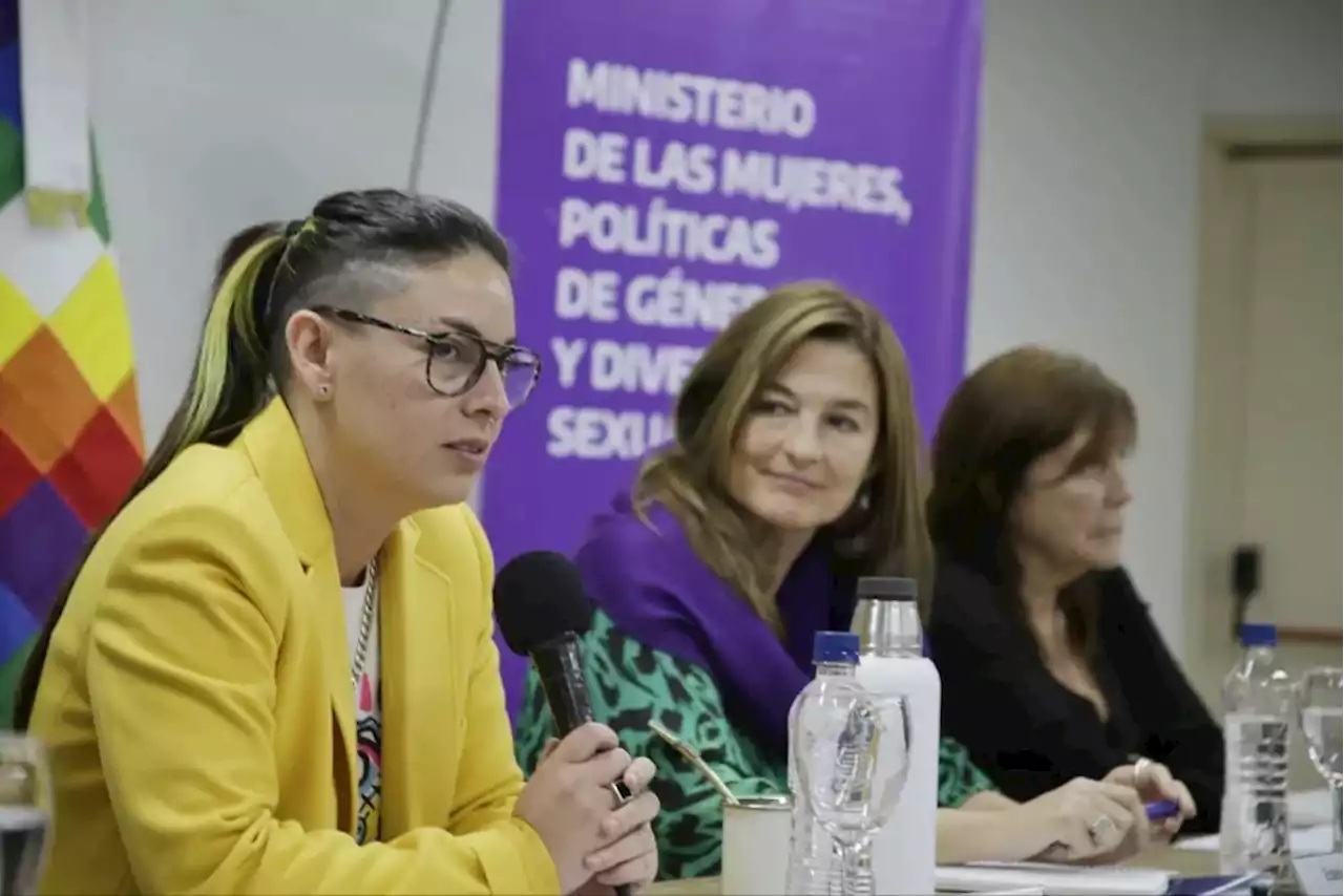 Hackearon el mail del ministerio de las Mujeres y enviaron mensajes masivos con insultos