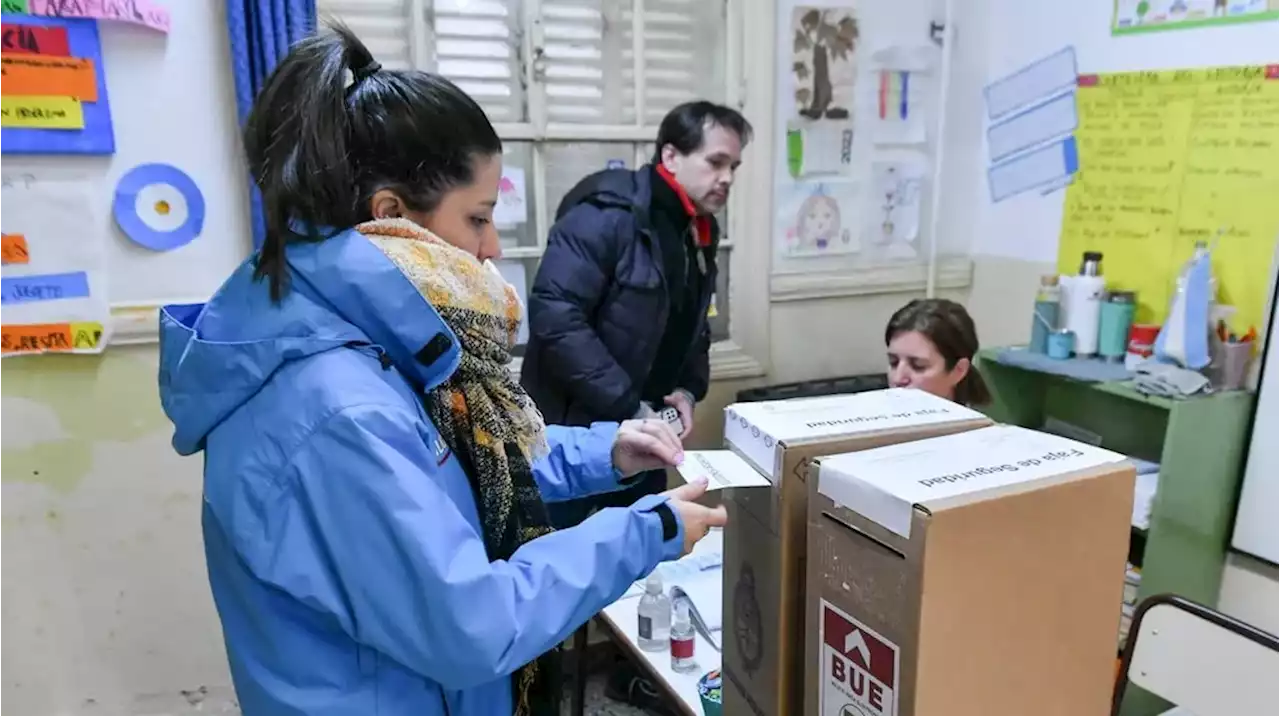 La Cámara Electoral informó que hasta el mediodía votó el 28% del padrón nacional