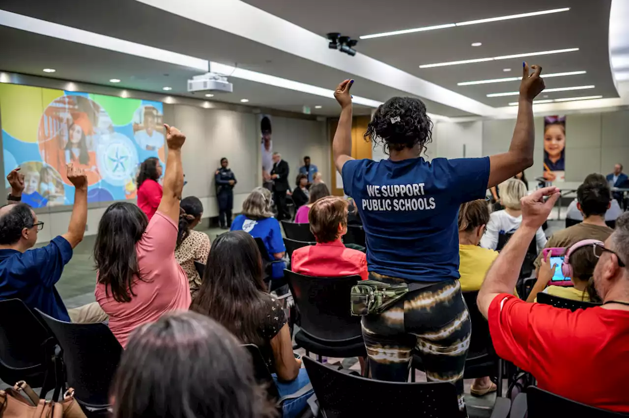 Texas Revamps Houston Schools, Closing Libraries and Angering Parents