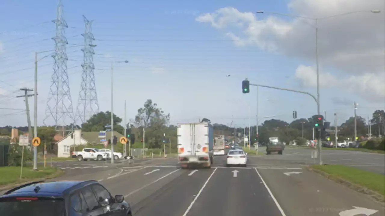 Major power outage blacks out Melbourne traffic lights