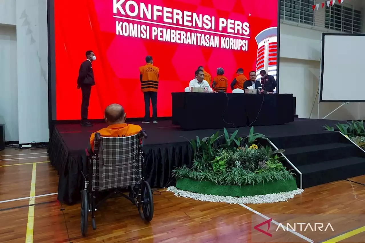 KPK tahan 5 mantan anggota DPRD Jambi