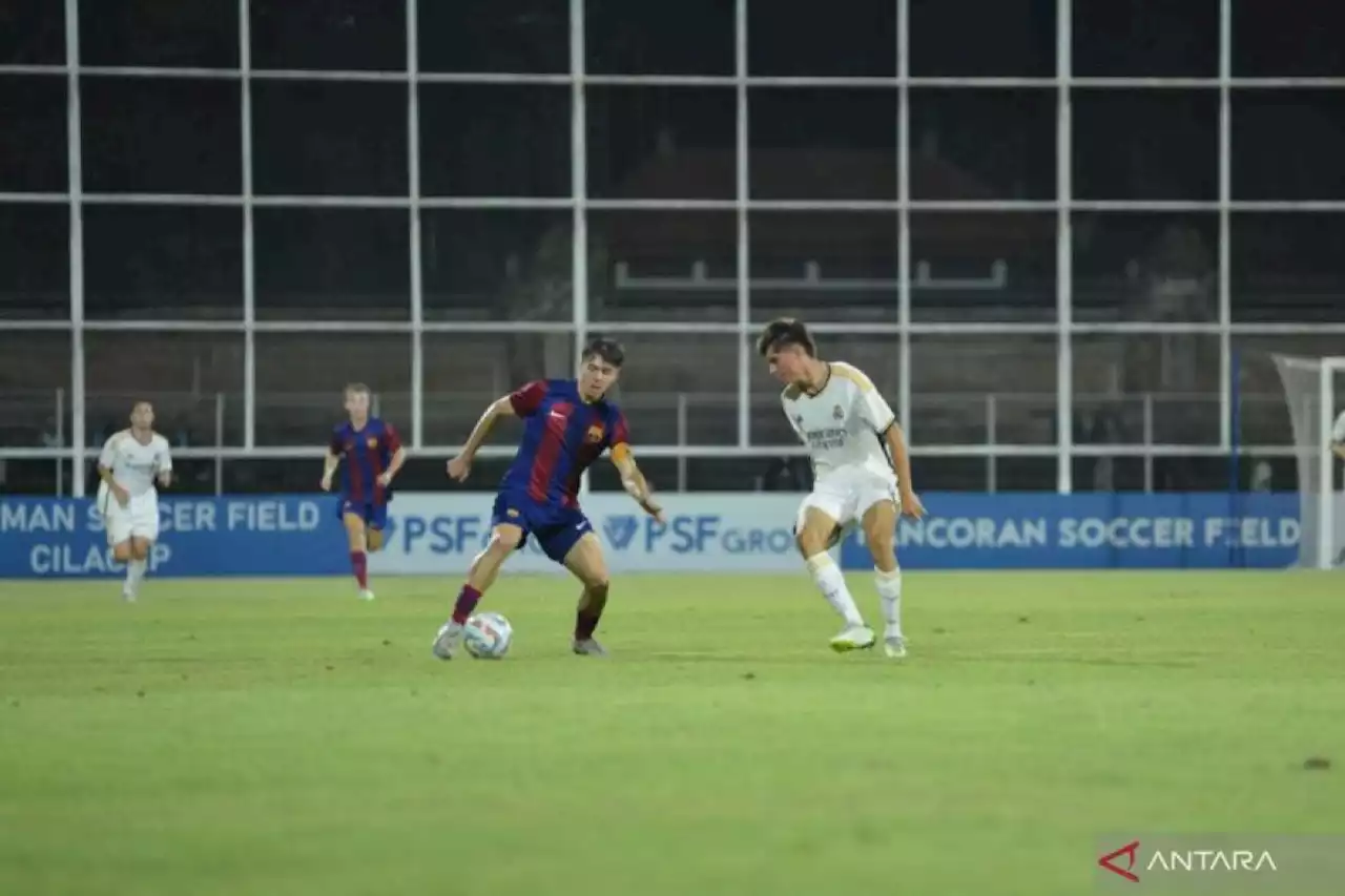 Real Madrid U-18 juara IYC usai kalahkan Barcelona U-18 3-2