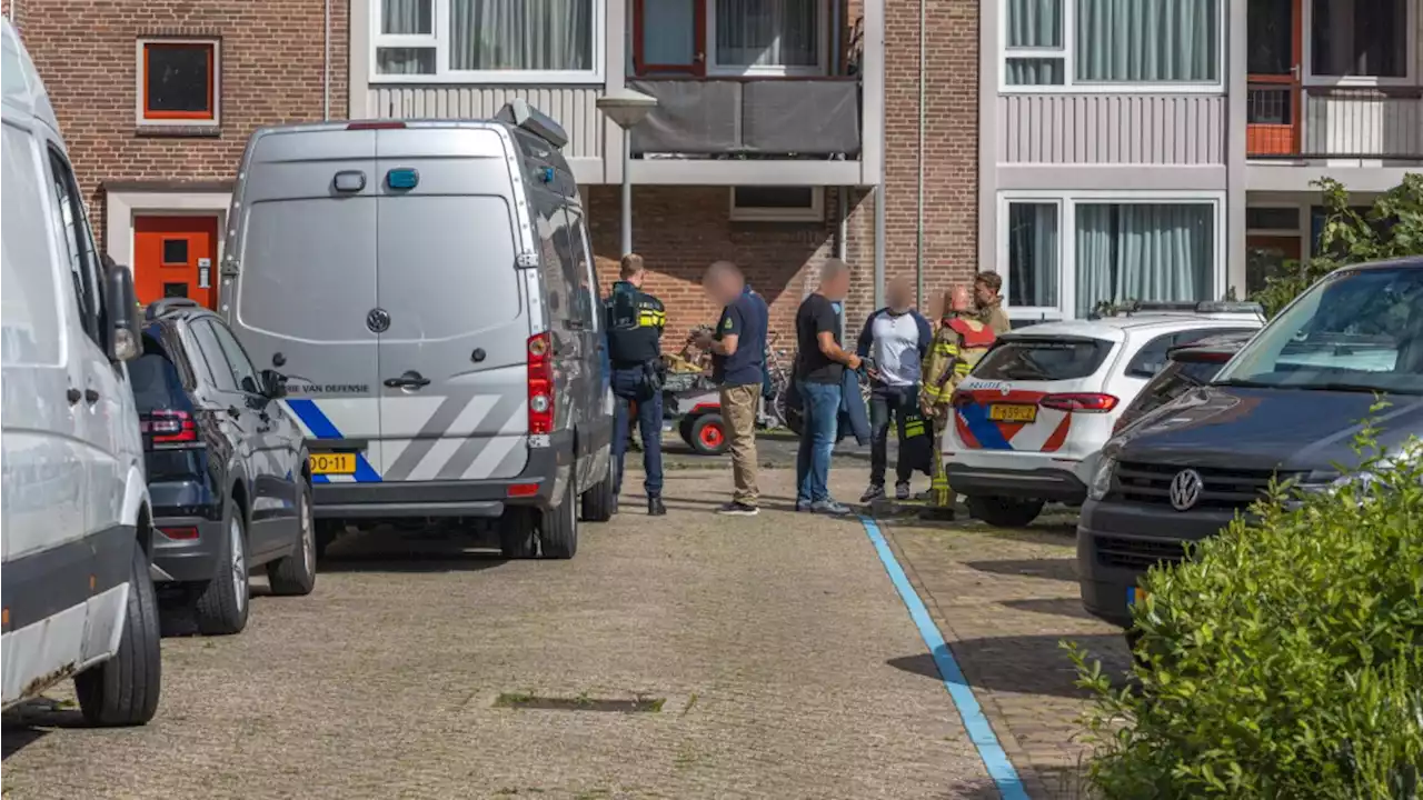 Politie vindt 'mogelijk zwaar vuurwerk' in Nieuw-West, EOD aanwezig