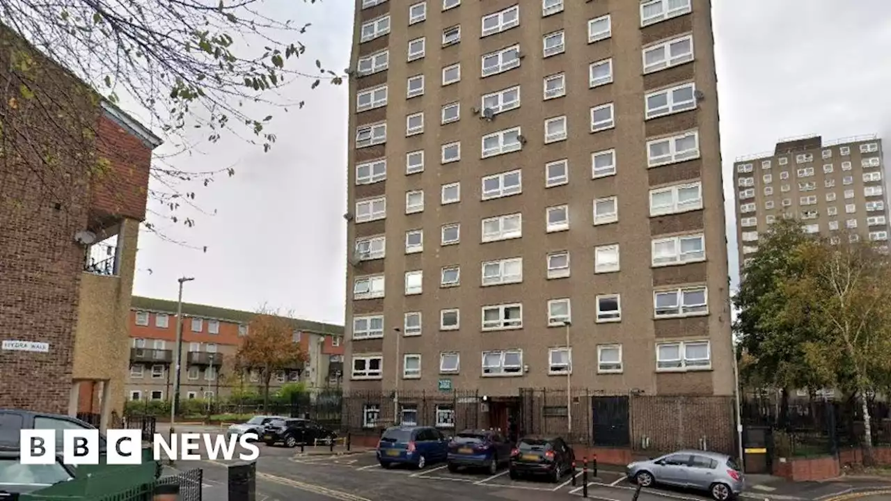 Highfields: Two women arrested over man's death in road