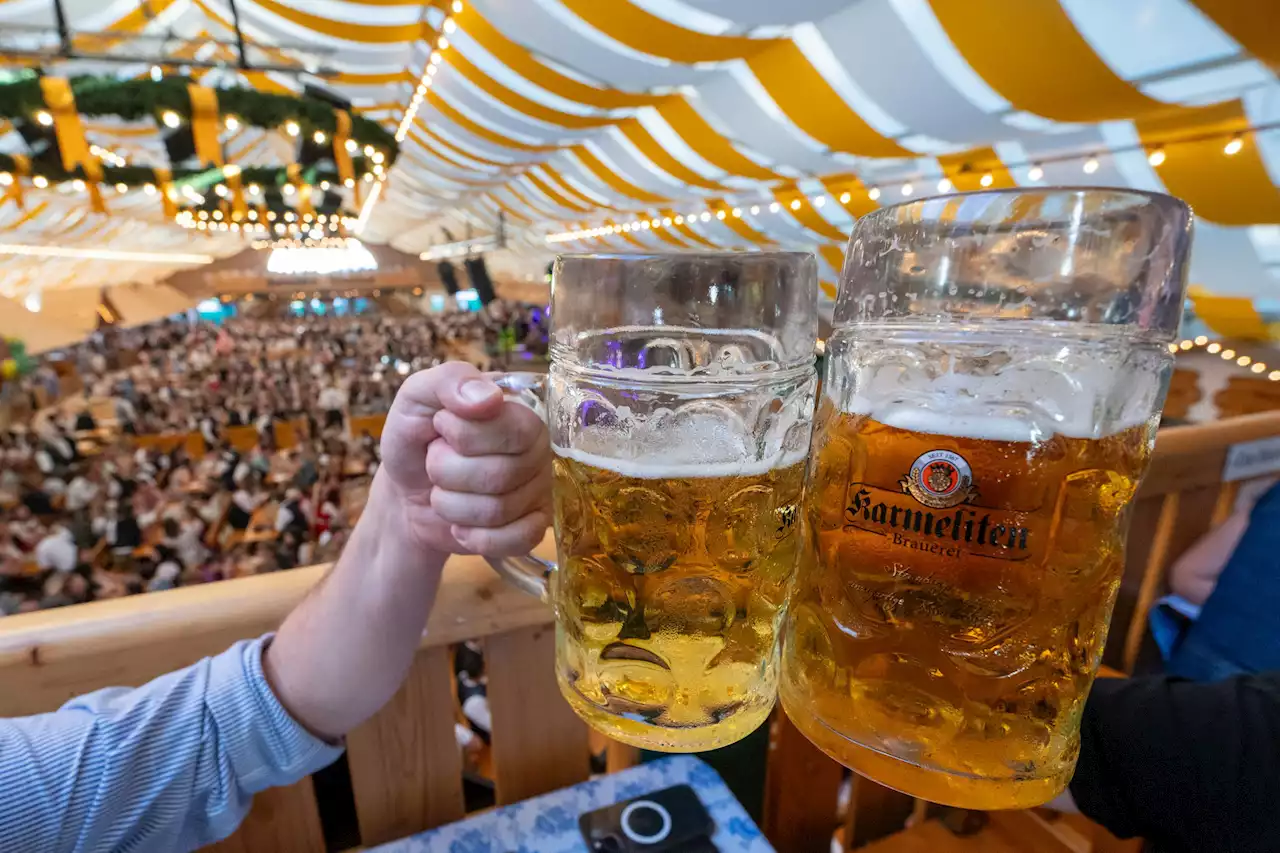 Mehrere Polizeieinsätze am ersten Gäubodenvolksfest-Wochenende