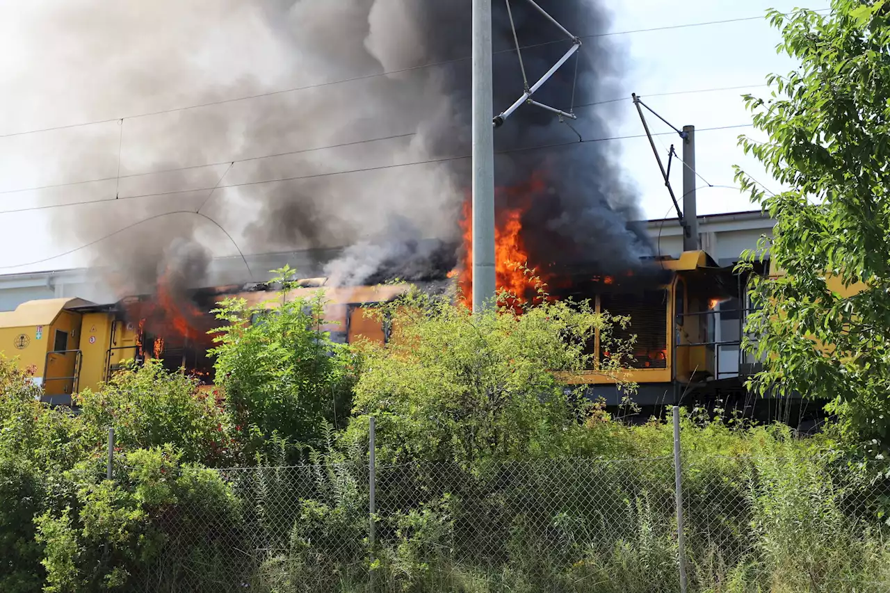 Nach Lok-Brand bei Traunstein: Strecke weiter eingeschränkt