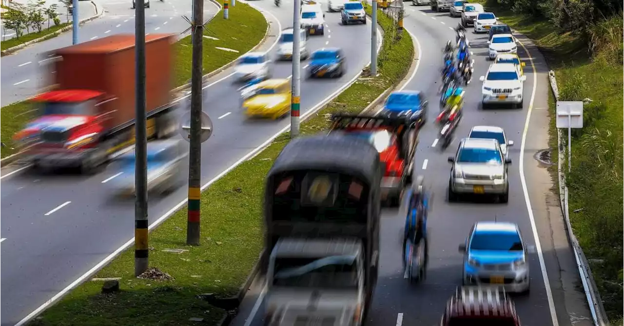 Pilas: así será el pico y placa que regirá en Medellín este lunes