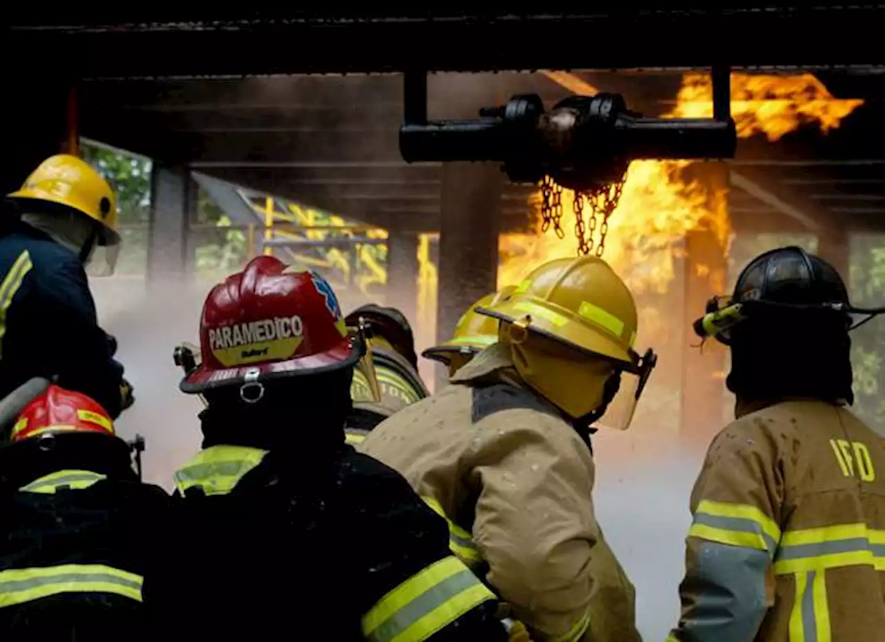 ¿Qué hacían bomberos de Latinoamérica en Santa Rosa de Lima?