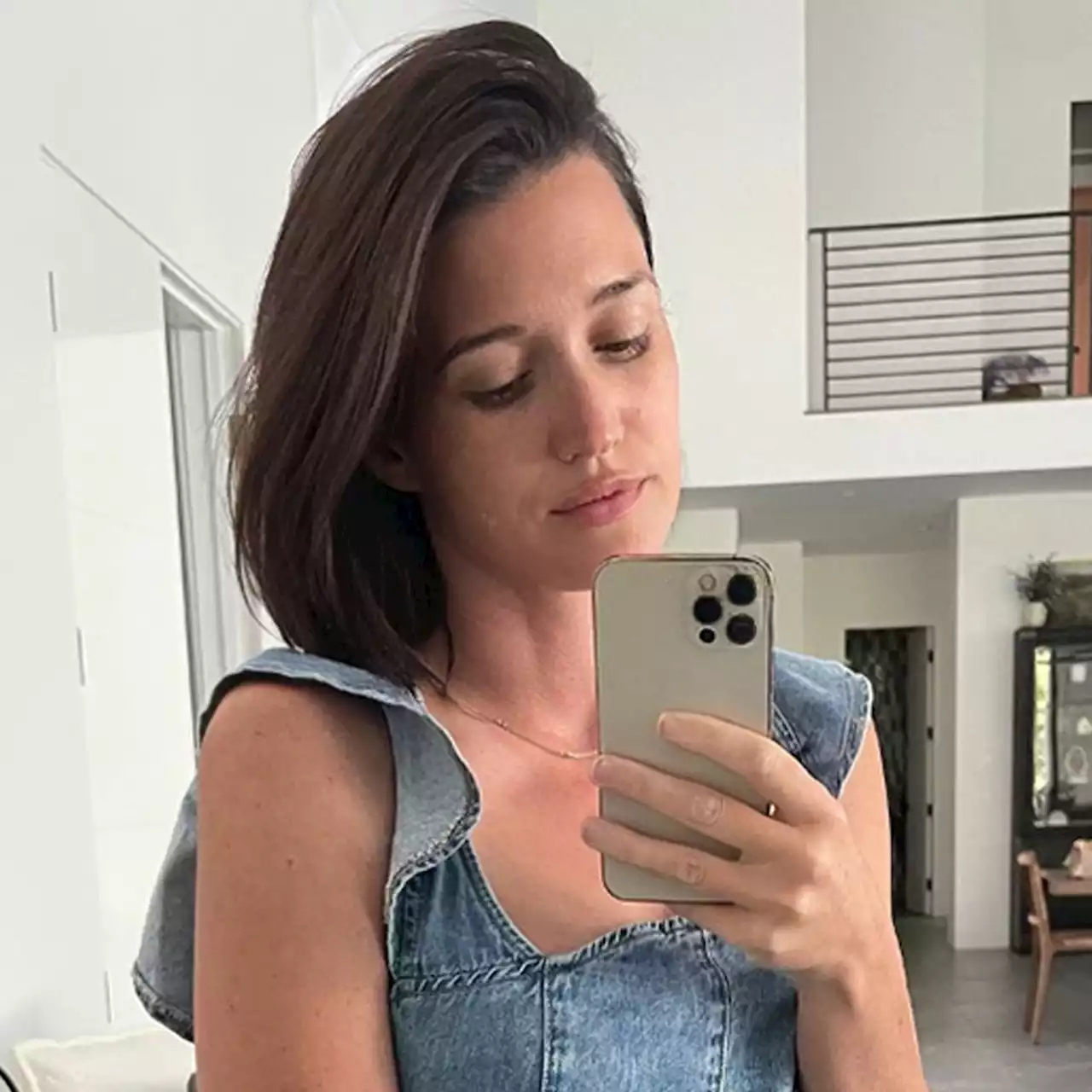 Bachelor Nation's Jade Roper Shares She's Experiencing a 'Missed Miscarriage' - E! Online