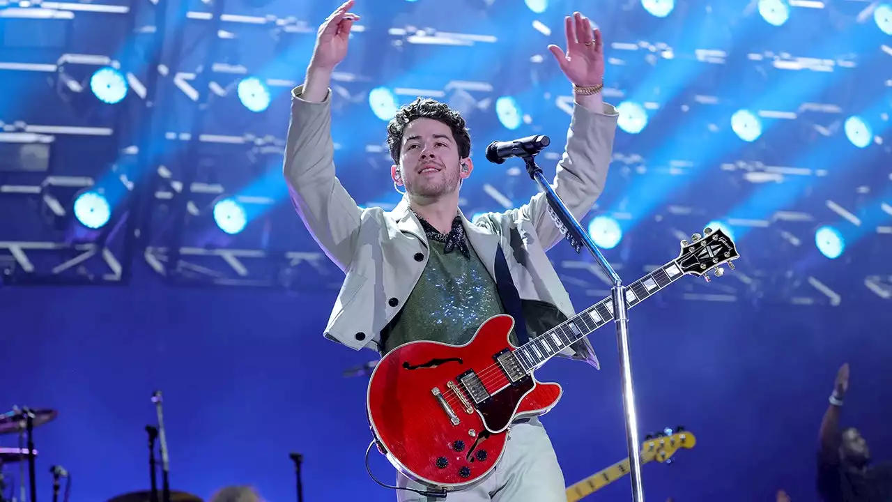 Nick Jonas' 1-Year-Old Daughter Malti Drums at Start of World Tour