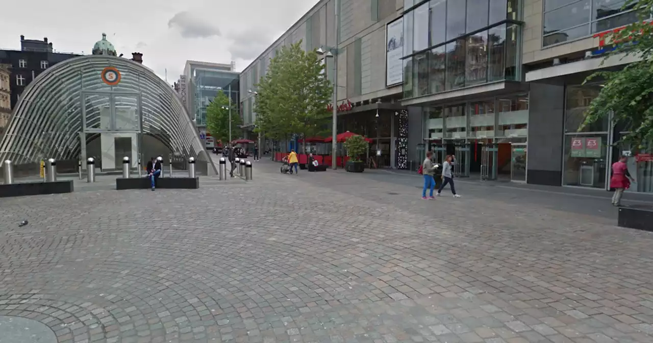 Man attacked in Glasgow city centre and rushed to hospital