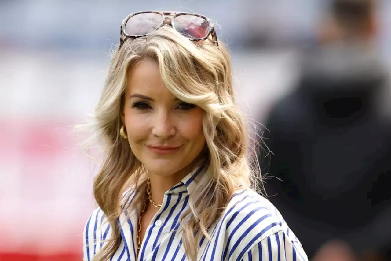 Helen Skelton quits BBC Radio show with emotional goodbye