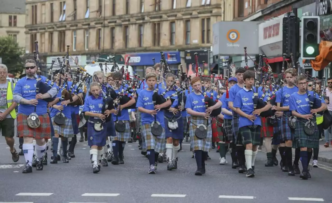 'Piping saved me': Incredible pipe band march through Glasgow's West End