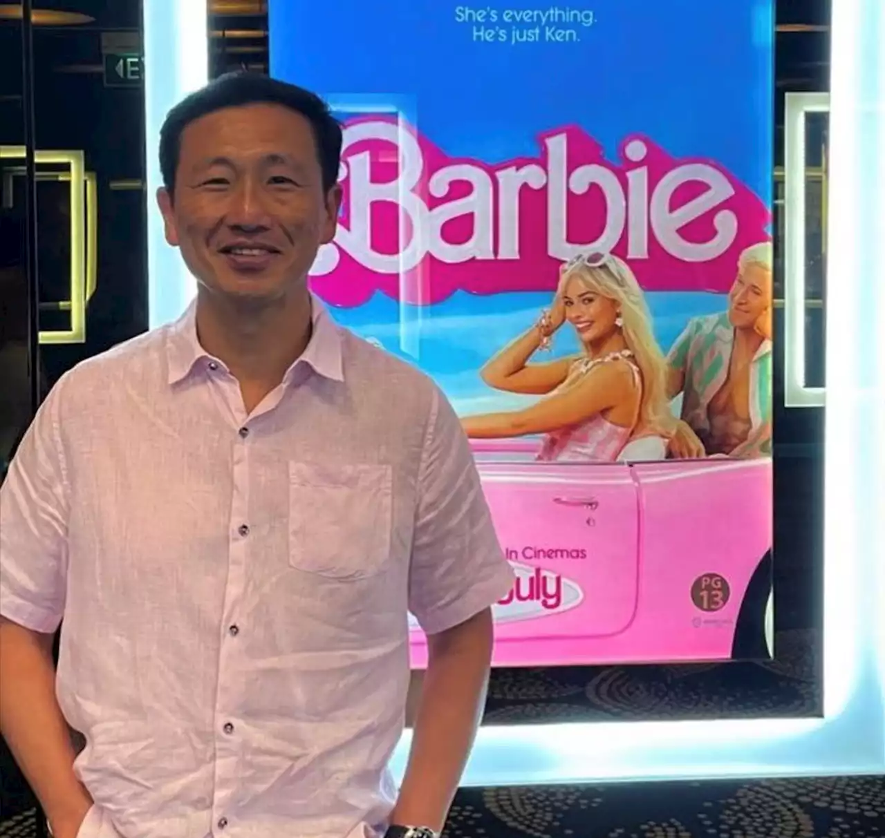 'A rather profound movie': Ong Ye Kung sports pink at Barbie movie screening - Singapore News