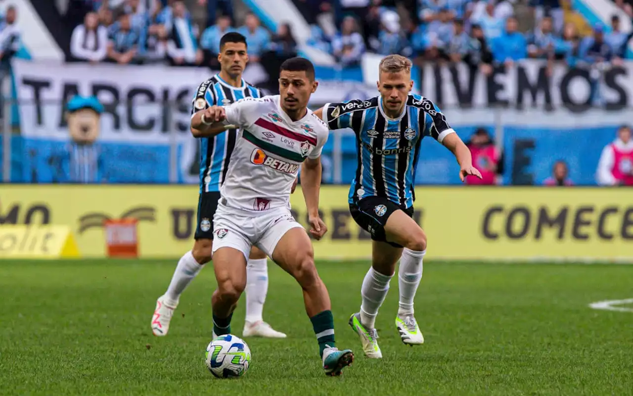 Fluminense oscila bastante, e acaba derrotado de virada pelo Grêmio em Porto Alegre | Fluminense | O Dia