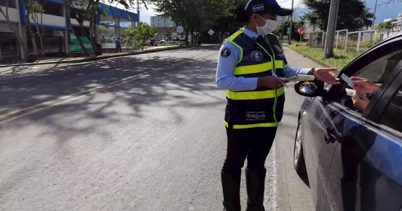 Conducir sin licencia daría cárcel en Colombia: polémico proyecto del Pacto Histórico