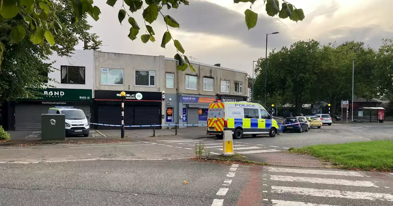 BREAKING: Man stabbed in street brawl after car windows smashed