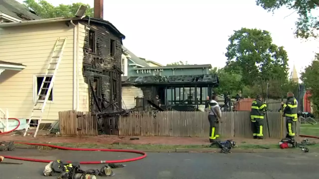 3 firefighters injured after 4-alarm fire engulfs three homes in Mount Holly