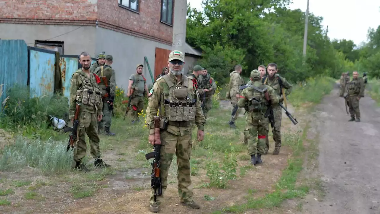 Kadyrow-Kämpfer schießen offenbar auf russische Soldaten