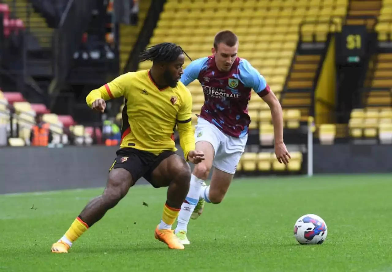 Young striker moves to Leyton Orient