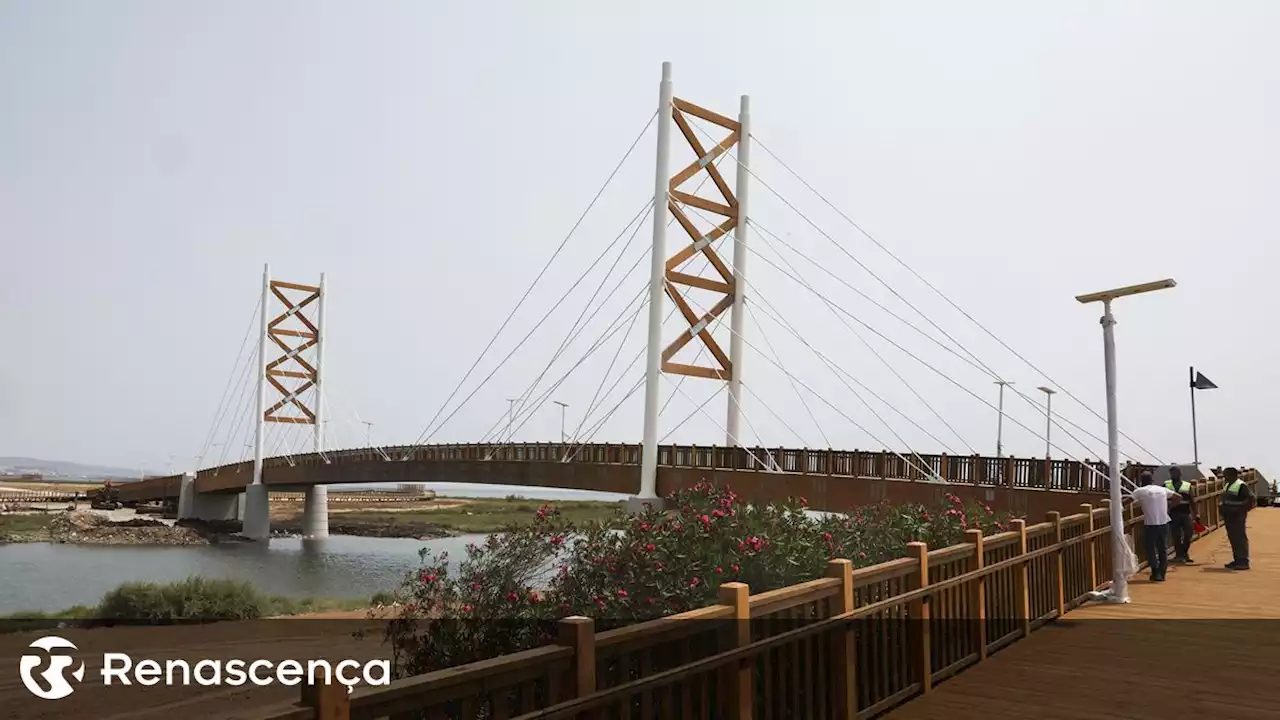 Uma contra, outra a favor. há duas petições por causa do nome para a ponte sobre o rio Trancão - Renascença