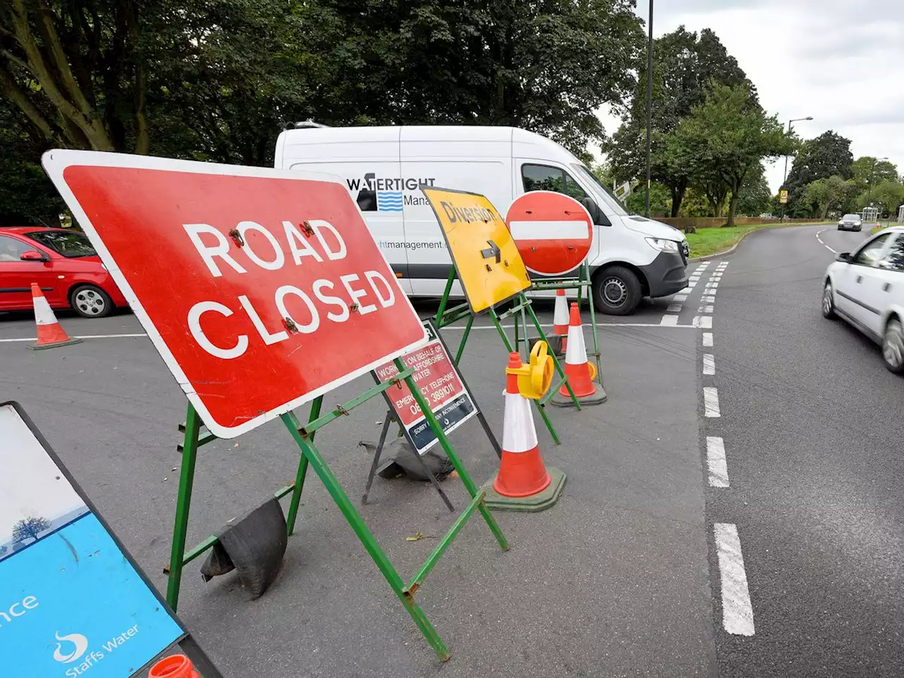 Road to be shut 'for several hours' after telegraph pole comes down at junction