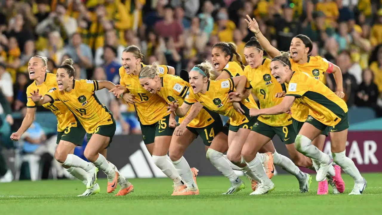 Chris Minns’ latest hint over Matildas public holiday plans