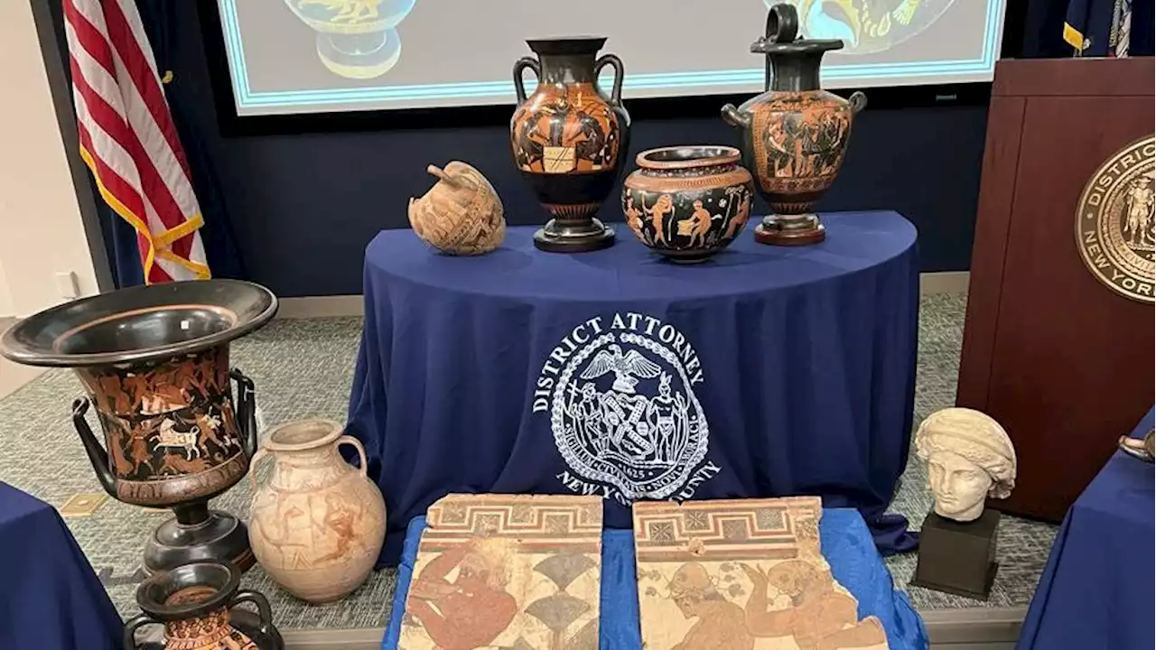 Italy gets back 266 antiquities from New York seizures