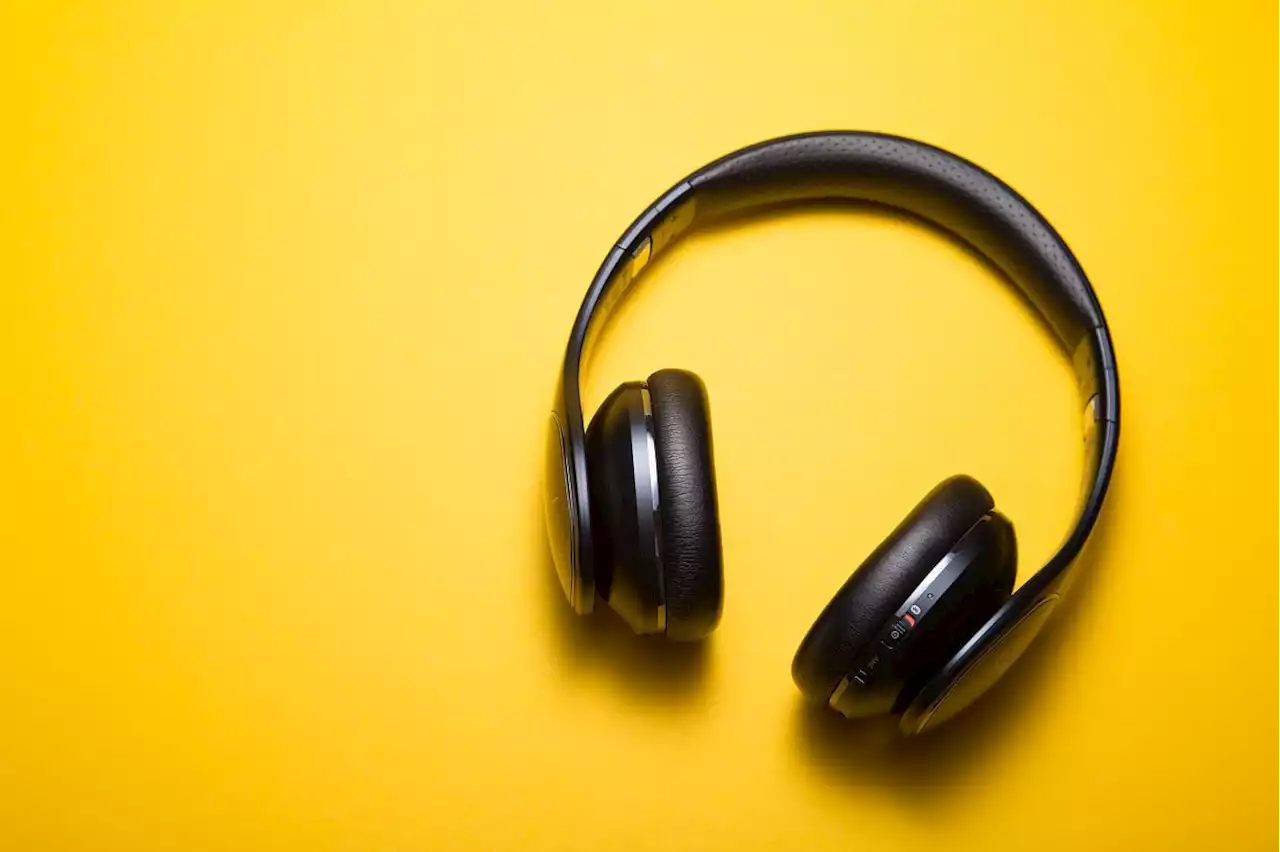 QuickCheck: Is it possible to 'hear' silence?