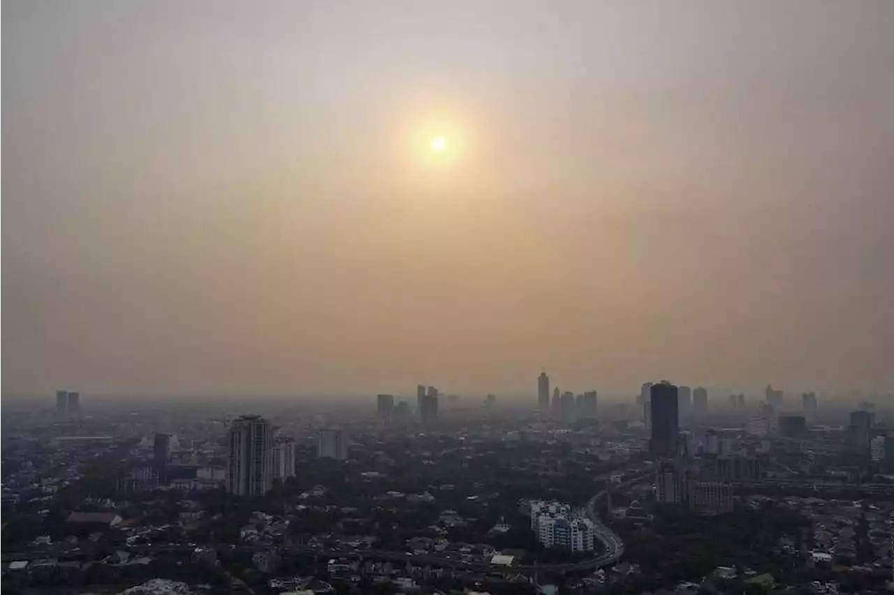 Indonesia to start random vehicle emission tests as poor air chokes Jakarta