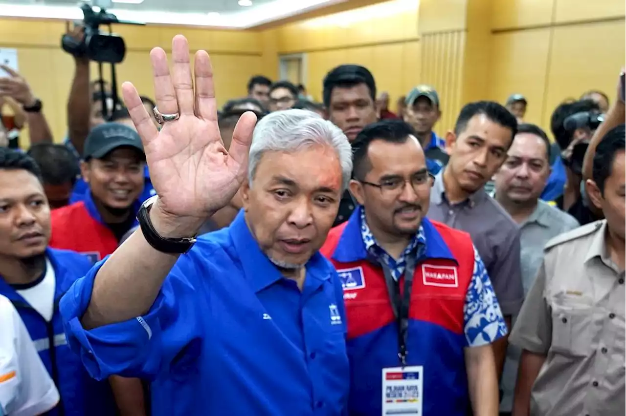 Ahmad Zahid tidak perlu meletak jawatan -Puad